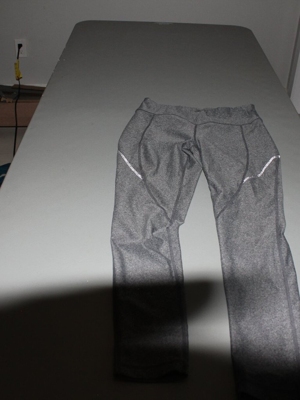 Grey Skechers High Rise Tight Size Small